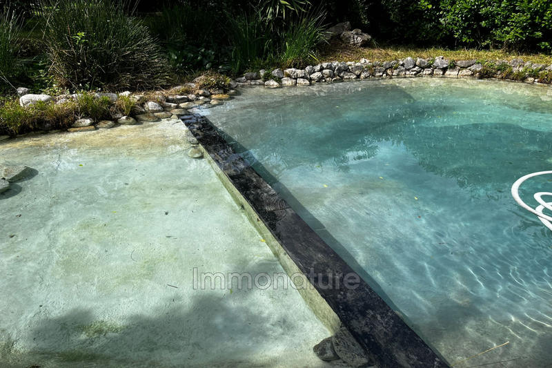 Villa - 197 m² - 7 pièces