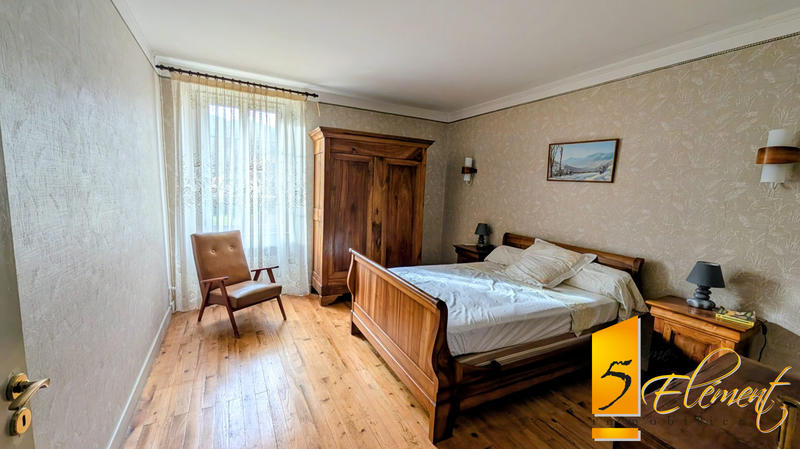 Ferme - 305 m² - 10 pièces