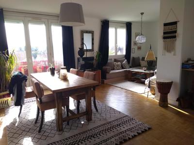 Appartement - 83 m² - 5 pièces
