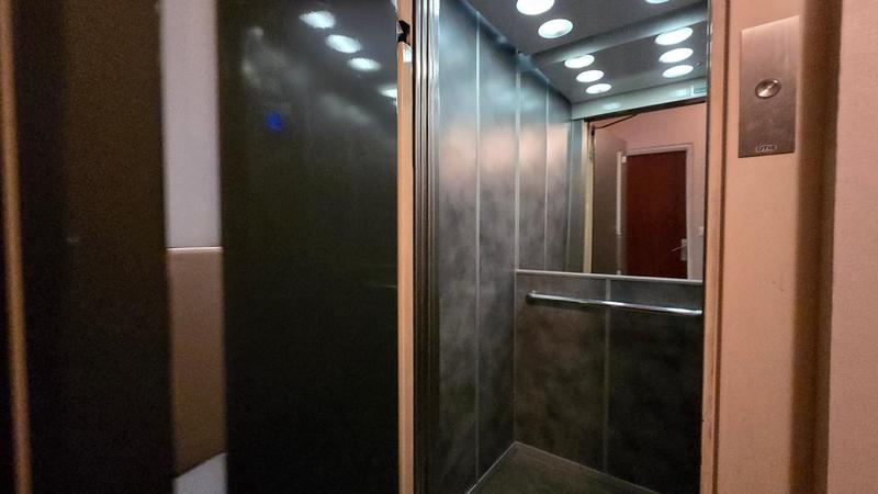 Appartement - 104 m² - 4 pièces