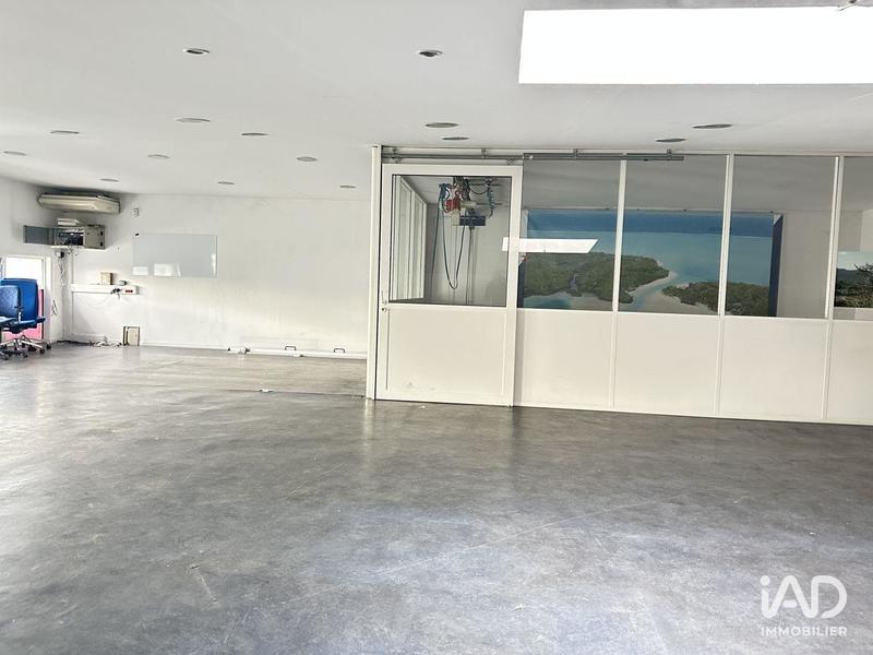 Local commercial - 197 m²