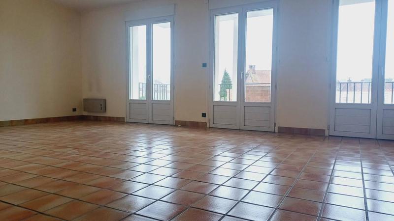 Appartement - 80 m² - 3 pièces