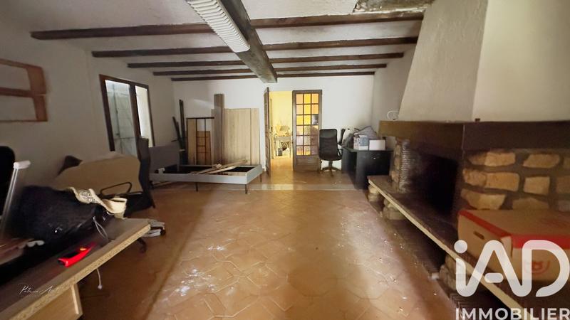 Maison - 325 m² - 10 pièces