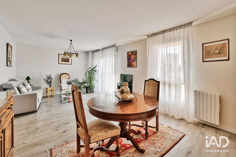 Appartement - 95 m² - 4 pièces