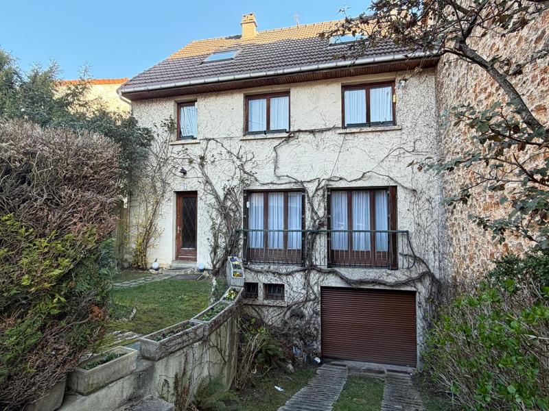 Maison - 155 m² - 7 pièces