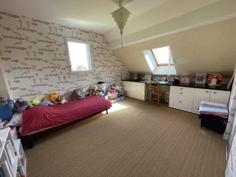 Maison - 210 m² - 8 pièces