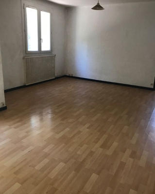 Appartement - 67 m² - 4 pièces