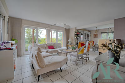 Maison - 268 m² - 5 pièces