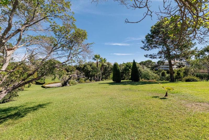 Appartement - 110 m² - 4 pièces