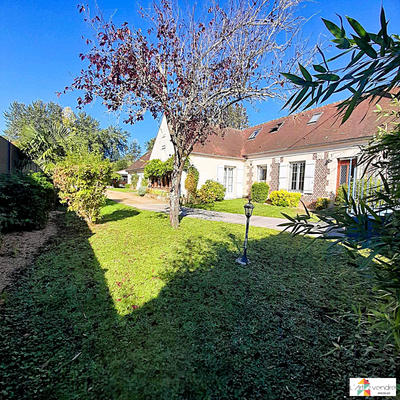 Maison - 159 m² - 5 pièces