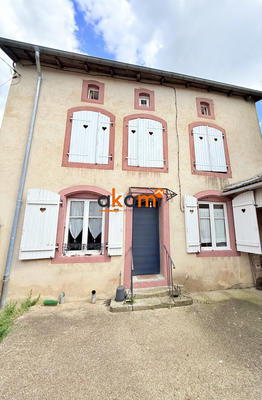 Maison - 190 m² - 8 pièces