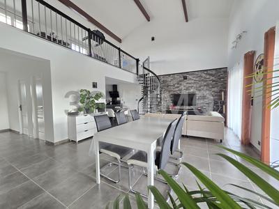Villa - 152 m² - 6 pièces