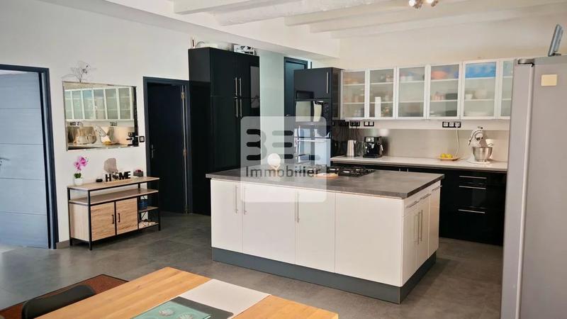 Villa - 145 m² - 7 pièces