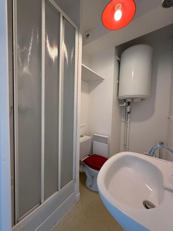 Studio - 28 m² - 1 pièce