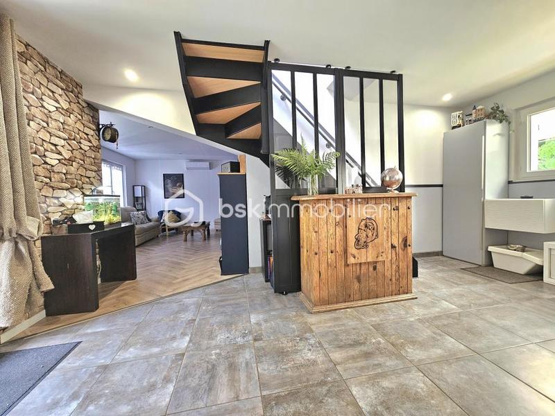 Maison - 117 m² - 6 pièces
