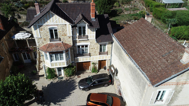 Maison - 161 m² - 6 pièces