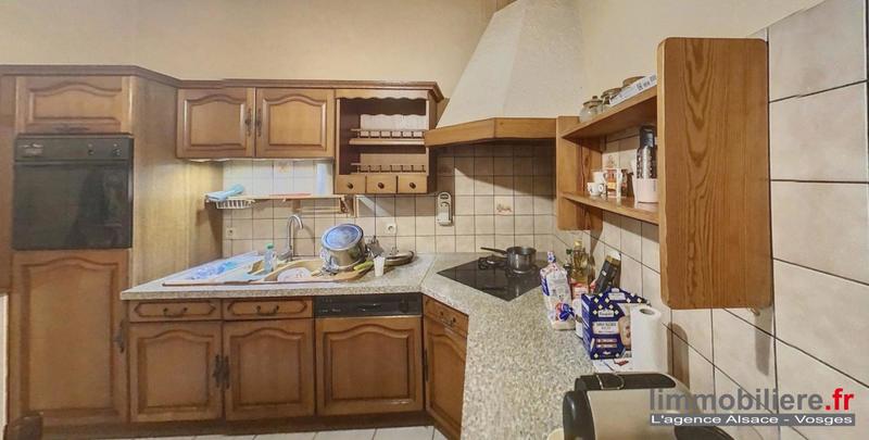 Maison traditionnelle - 200 m² - 8 pièces