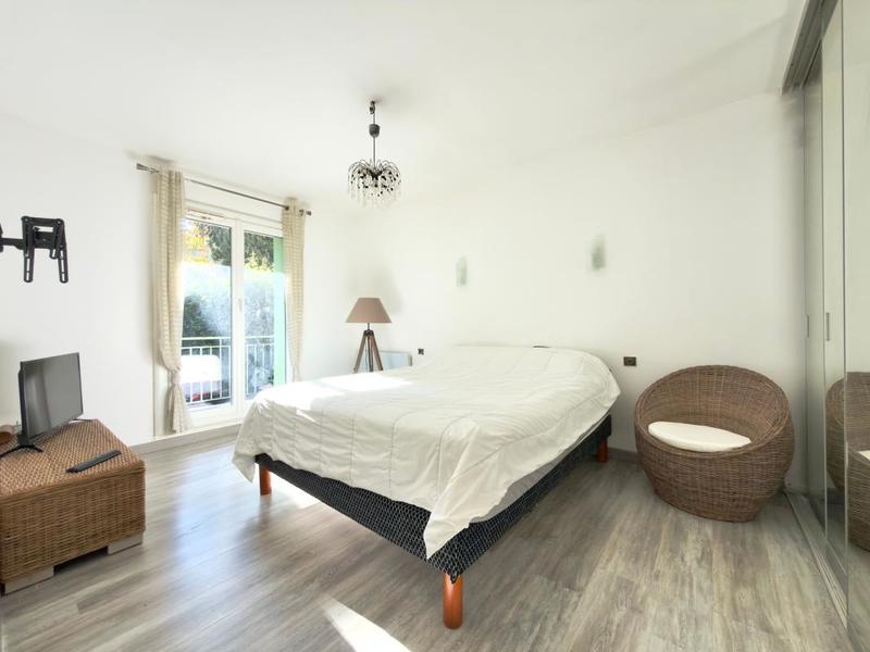 Appartement - 101 m² - 5 pièces