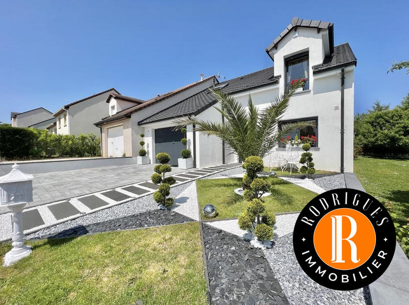 Maison - 123 m² - 5 pièces