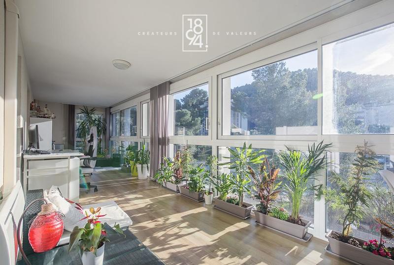 Appartement - 80 m² - 4 pièces