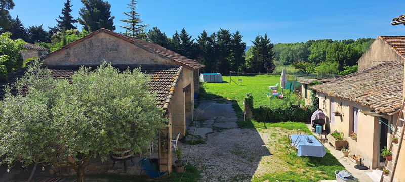 Maison - 350 m² - 8 pièces