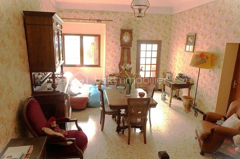 Immeuble - 275 m² - 10 pièces