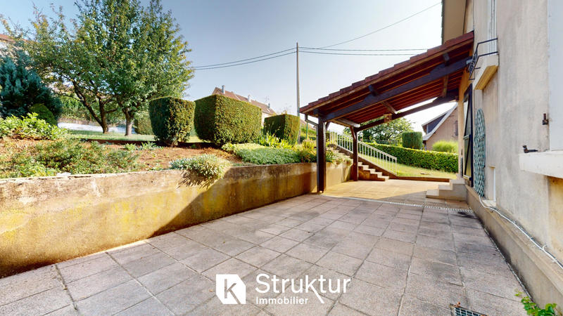 Maison - 127 m² - 6 pièces