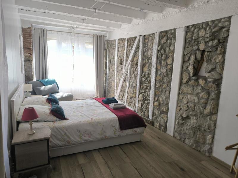 Maison de village - 273 m² - 10 pièces