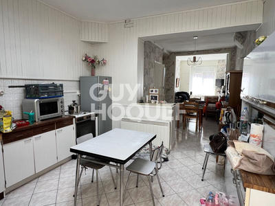 Maison - 82 m² - 4 pièces