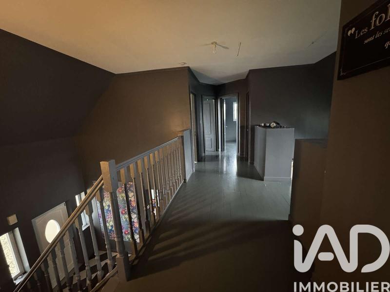 Maison - 182 m² - 7 pièces