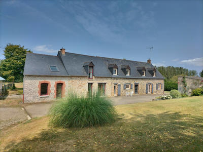 Propriété - 300 m² - 12 pièces