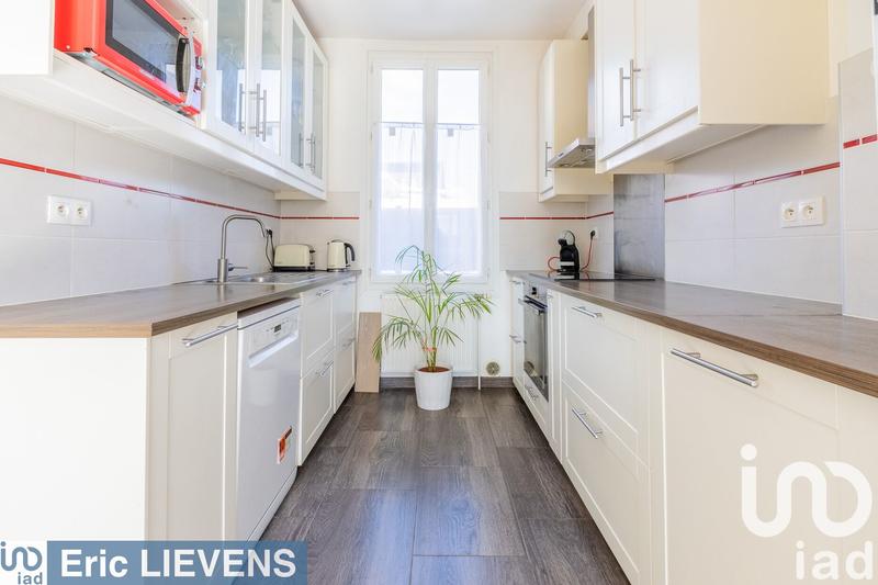 Maison - 92 m² - 6 pièces