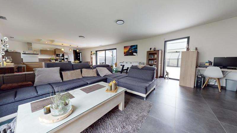 Maison d'architecte - 168 m² - 6 pièces