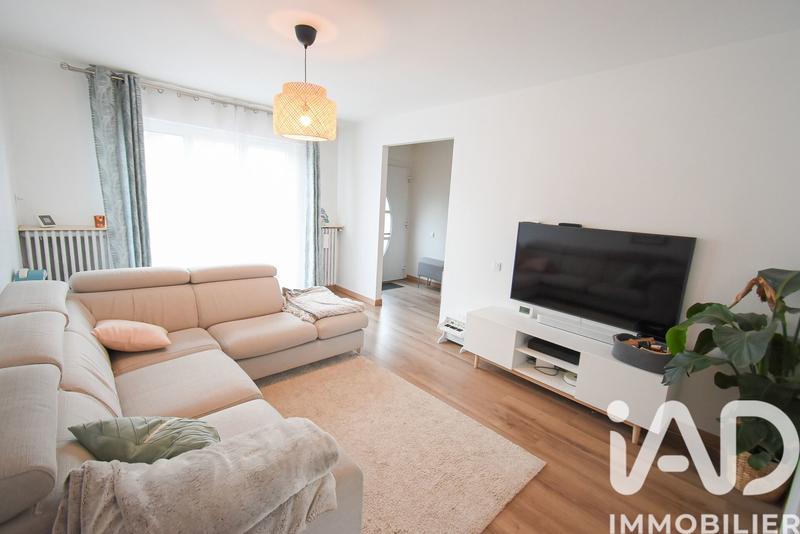 Maison - 180 m² - 8 pièces