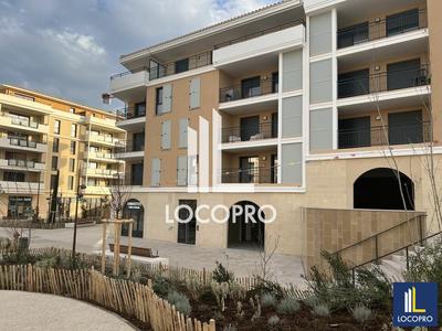 Local commercial - 83 m²