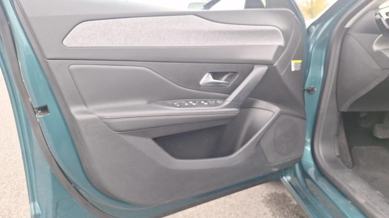 Peugeot 308 Sw 1.6 Thp 180 Hybrid e-Eat8 Allure - Automatique