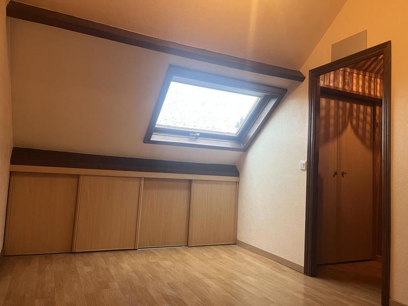 Maison - 98 m² - 5 pièces