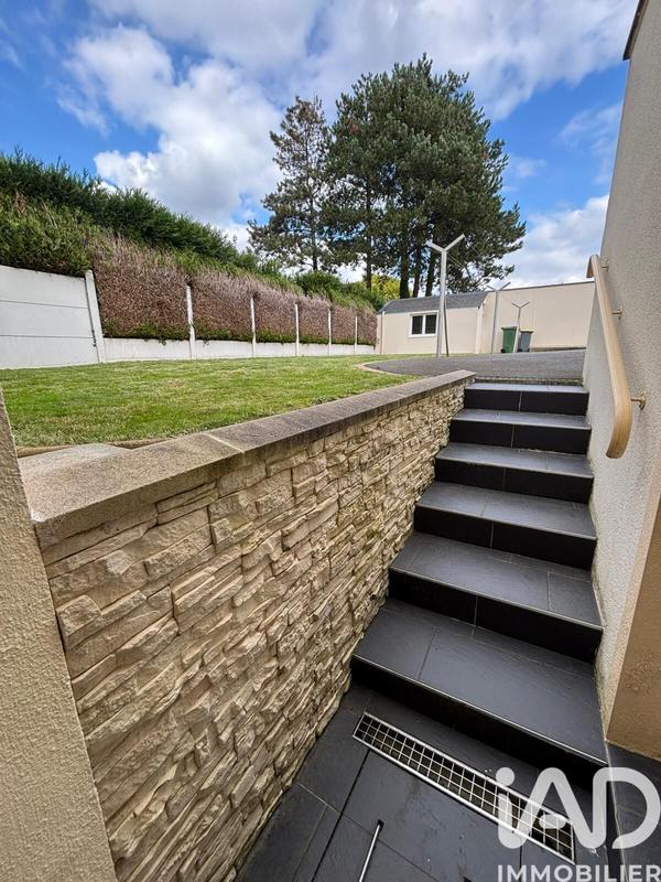 Maison - 107 m² - 5 pièces