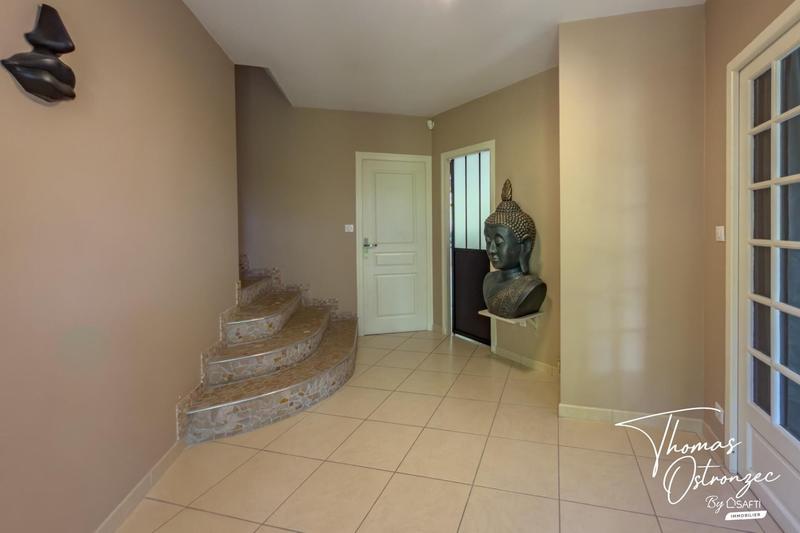 Maison - 127 m² - 6 pièces