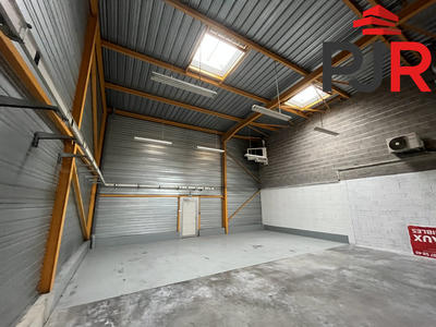 Local d'activités - 264 m²