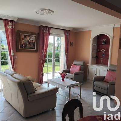 Maison - 122 m² - 5 pièces