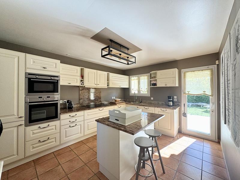 Villa - 146 m² - 5 pièces