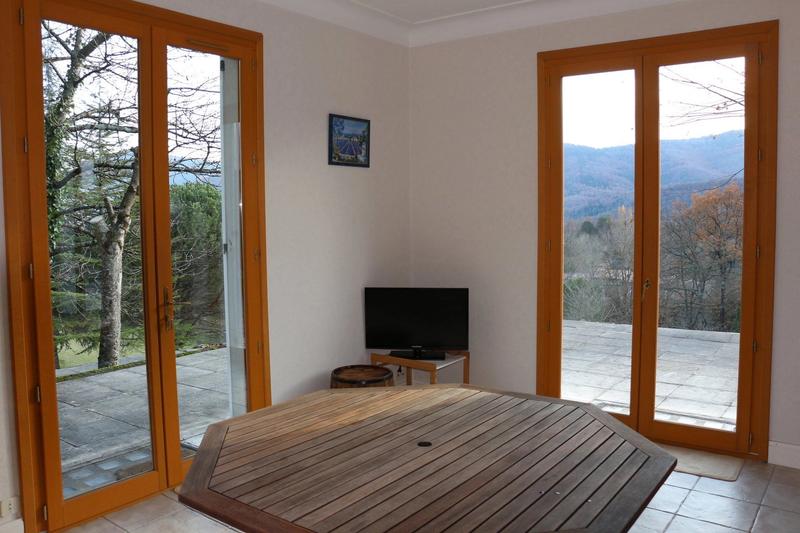 Maison - 400 m² - 13 pièces