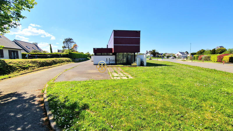 Local d'activités - 209 m² - 7 pièces