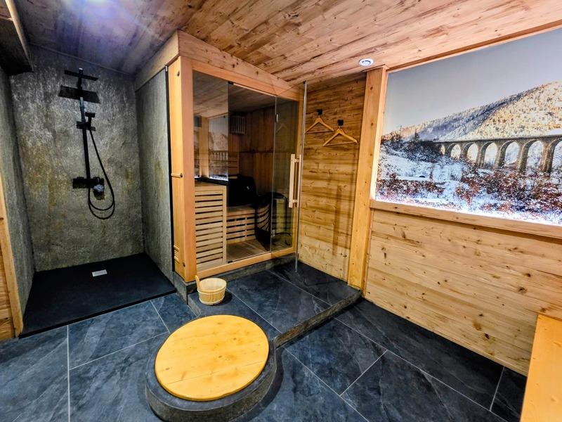 Maison - 101 m² - 5 pièces