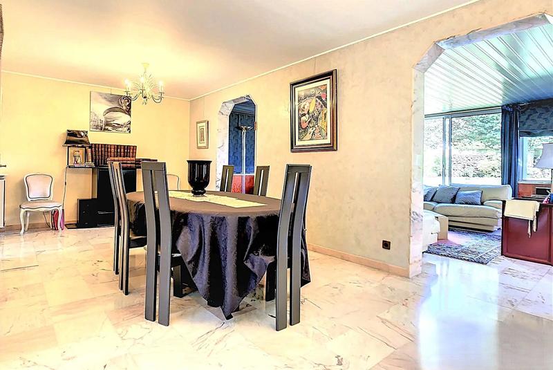 Maison - 136 m² - 8 pièces