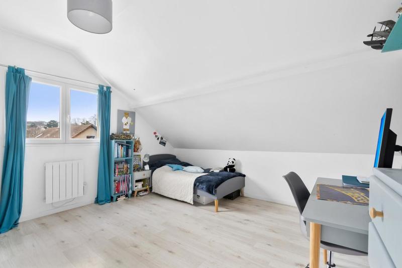 Maison - 122 m² - 6 pièces