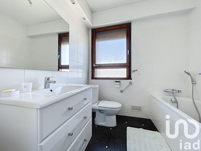 Appartement - 138 m² - 6 pièces