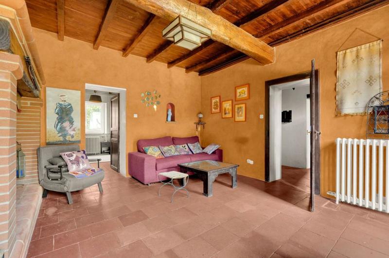 Maison - 300 m² - 11 pièces