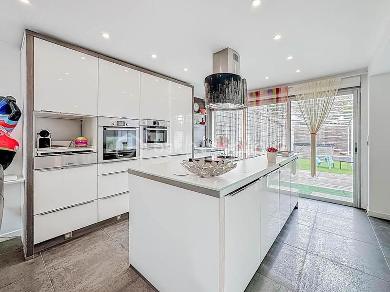 Villa - 162 m² - 6 pièces